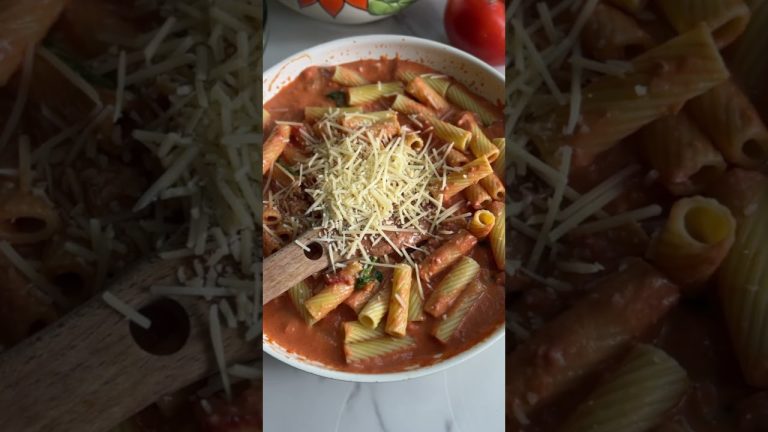 Creamy Tuscan Chicken Rigatoni | Red Gold Tomatoes