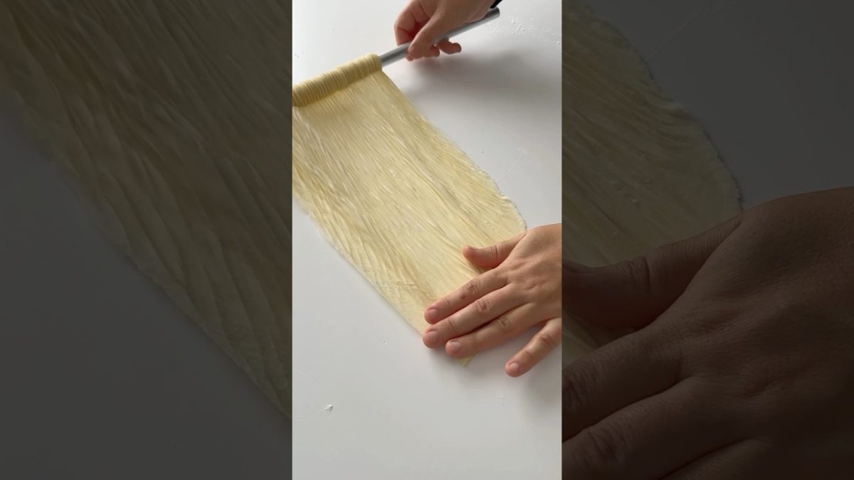 BEN ARTIK BAŞKA TÜRLÜ BÖREK YAPMAM✋KAT KAT ÇITIR ÇITIR ISPANAKLI BÖREK TARİFİ #shortvideo #shorts