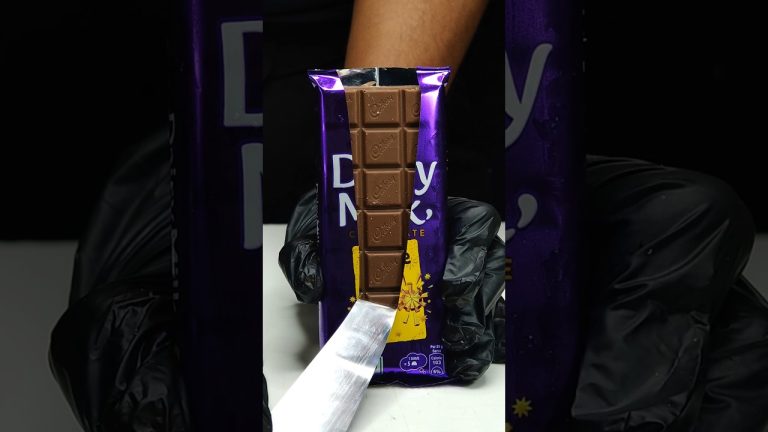 Dairy Milk Crackle ✨ Milkshake Recipe #shorts