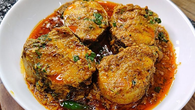 Mere Husband Mujhse Yeh Fish Ka Salan Farmaish Par Banwate Hai | Masaledar Fish Salan | Fish Curry