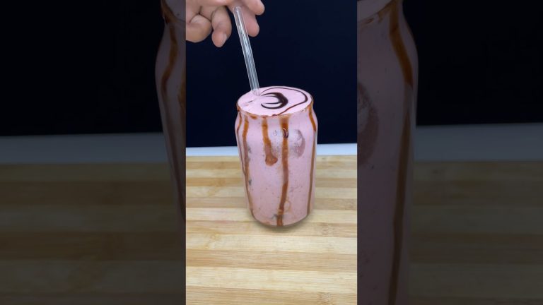 Strawberry Shake 🍓🍓                             #cooking #shorts #asmrcooking #strawberry