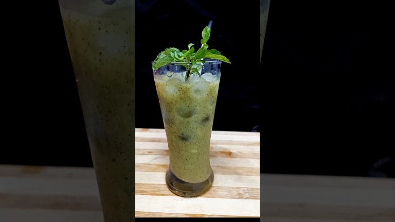 How to make a Kiwi JUICE 🥝🍹//#shorts #kiwi #kiwigreen #kiwijuice #food #reels #juice #cooking
