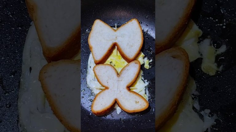 Yummy egg bread tasty tasty morning breakfast recipe 😋 #shorts #yummy #cooking