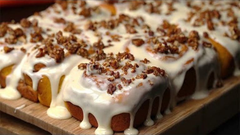Pumpkin Spice Cinnamon Roll Recipe