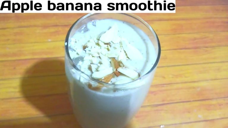 Banana Apple Smoothie 🤤🥤#shorts#youtubeshorts #priyanka's kitchen