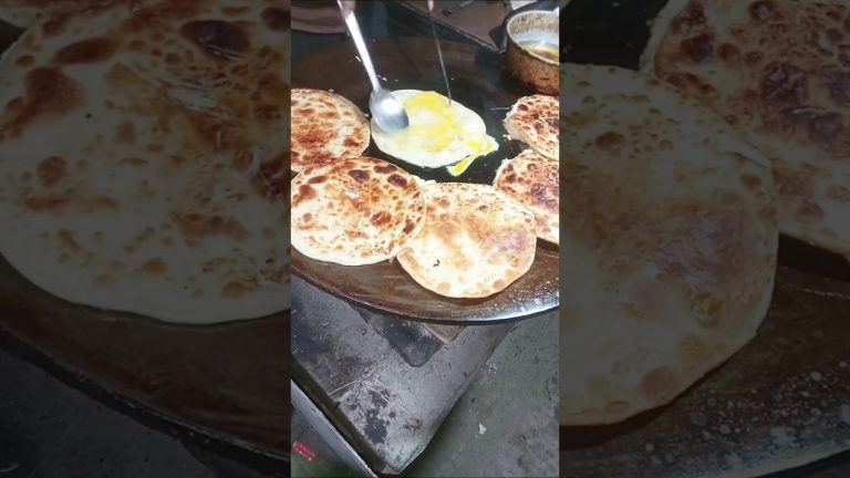 Egg roll recipe 😋#shorts #food #youtubeshorts #shortvideo #yt #shortsfeed #eggroll #eggrollrecipe