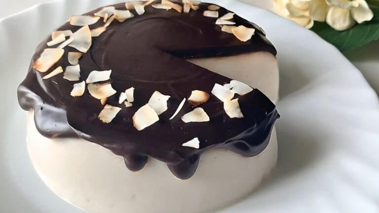 Easy Holiday Dessert! No Bake / Coconut Cake/ Beginner's recipe