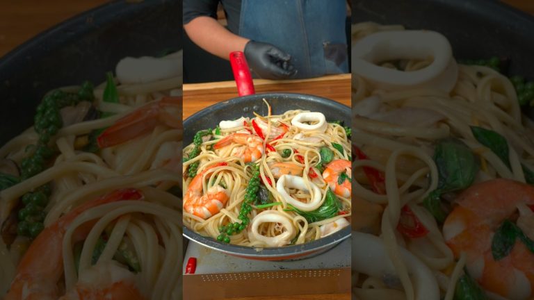 🔥HOT Seafood Spaghetti #shorts