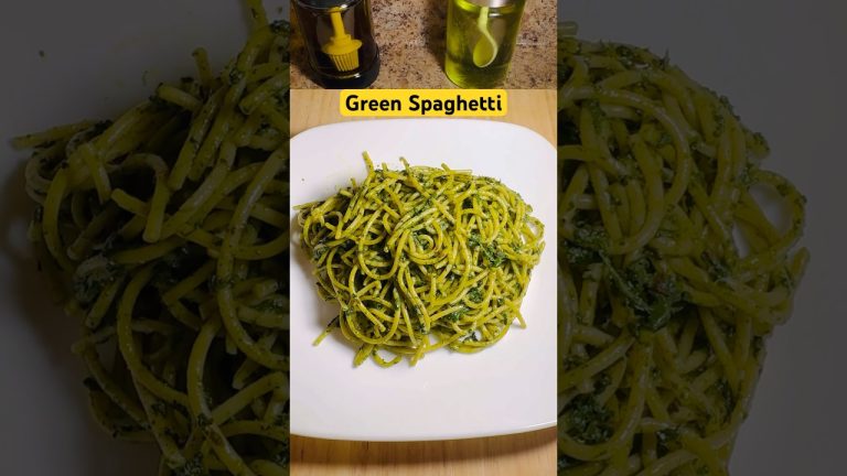 Ep10: Green Spaghetti Pasta | #whatsfordinner #cookininshort #shorts #spinach #food #pasta