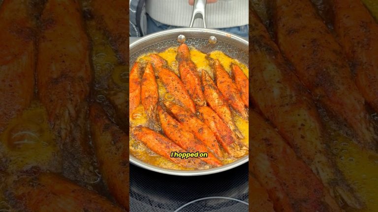 Trying Sam’s Clubs viral crab legs 🦀 #samsclub #crab