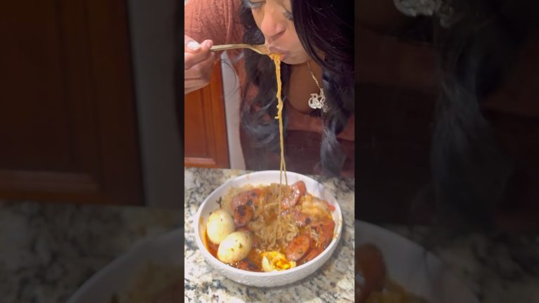 #reels #fyp #recipe #seafood #ramen #onion #foodlover #cooking #clubbkitchenbykiaj