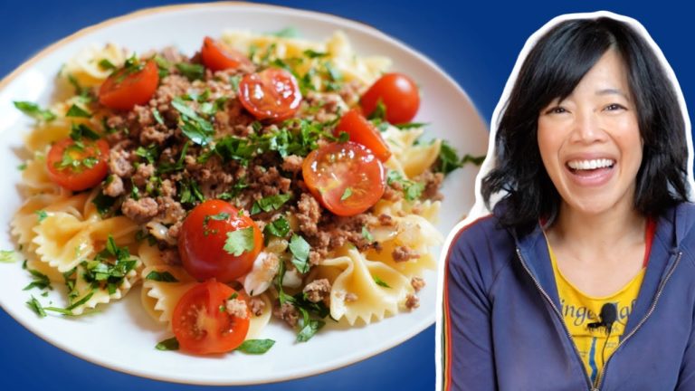12-Minute Recipe Has A BILLION Views – Is It Good? | Turkish Pasta
