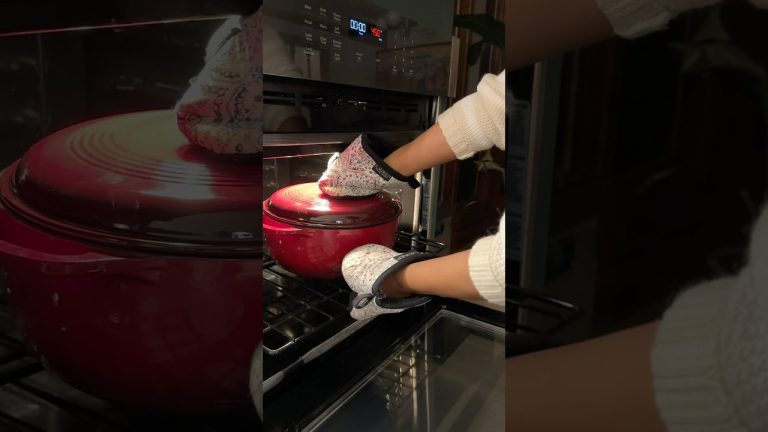 Dutch Oven Bread! #homemade #breadrecipe #homecook