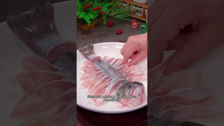 Steamed sea bass is a classic Chinese dish.  #recipe #foodtutorial #fish