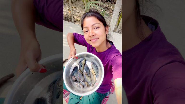 কই মাছ রান্না করলাম😁 #youtubeshorts #viralvideo #village #recipe #cooking #fish #shorts