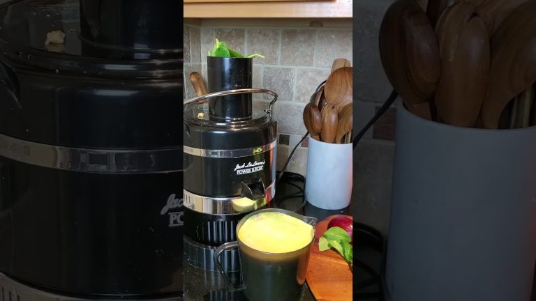 Wellness Shots 💚 #recipe #satisfying #detox #shorts #skincare #healthyrecipe #healthy #foryou