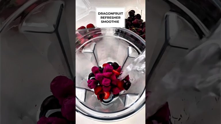 Dragon Fruit Smoothie🍌 |dragonfruit refresher smoothie ❤️🍓🍒#shorts