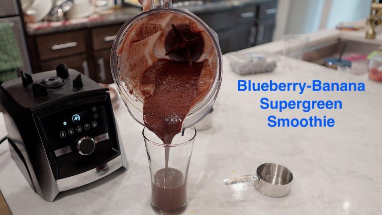 Blueberry Banana SuperGreen Smoothie