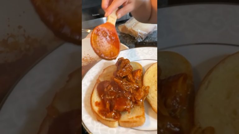 The Greatest BBQ Pork Sandwich #pulledpork #porkrecipe #recetasfaciles