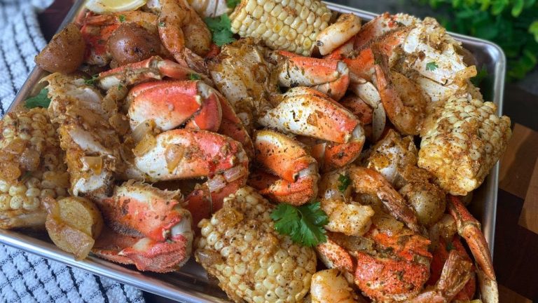 That Oven SEAFOOD BOIL RECIPE You Always NEEDED!! 🦀 Crab & Shrimp Seafood Boil ! MUST TRY TONIGHT!