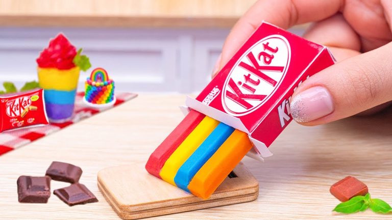 Amazing KITKAT Cake Dessert🌈Sweet Miniature Chocolate KITKAT Cake Decorating Recipe 🎂1000+Yummy Cake