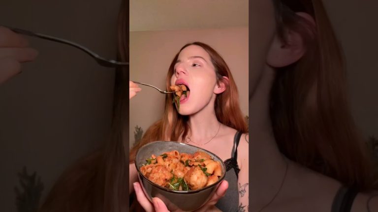 Eating pasta will help you lose weight!