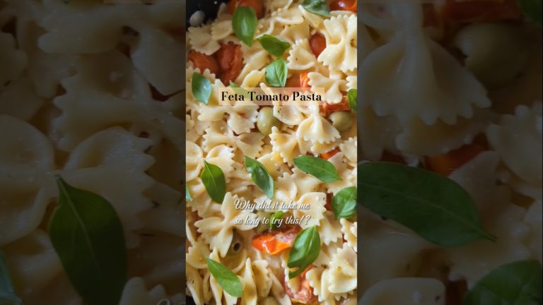 Feta Tomato Pasta #fetapasta #pasta #pastarecipe #vegetarianrecipes #pastalover