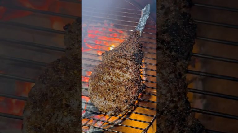 Tomahawk Steak Tutorial‼️🥩 #tomahawksteak #steak #grilling #bbq #grill