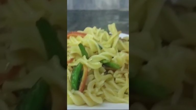 Today's breakfast pasta loaded with 🥦🫛🫑#trendingshorts #ytshortsindia #ytshortsindia #trendingshorts