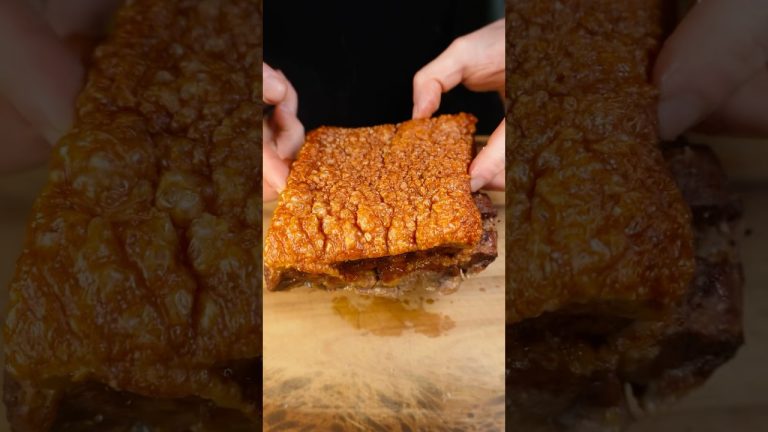 Das knusprigste Fleisch ohne frittieren 😱#schweinebauch #porkbelly