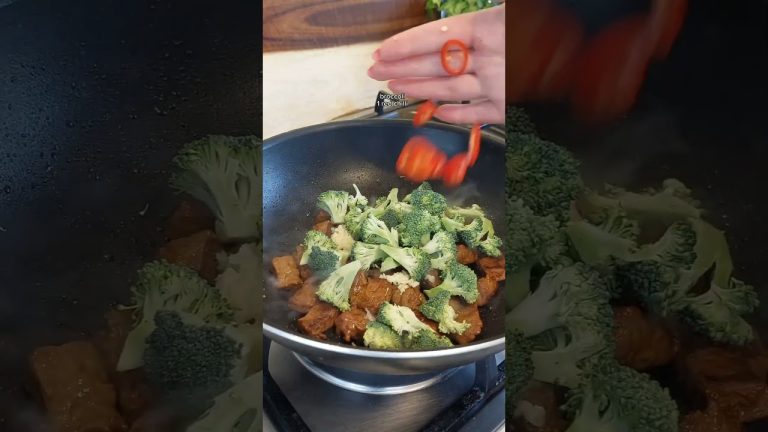 Super Quick Easy and delicious Beef Noodles 🍜 😋 #shorts