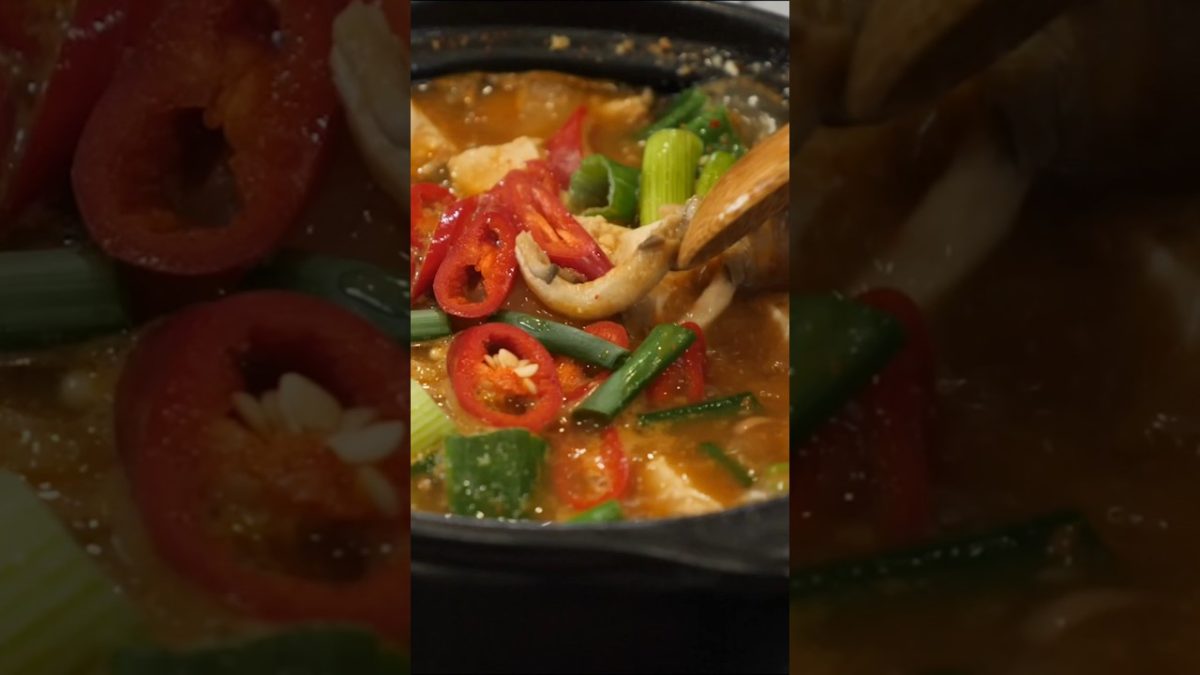 Doenjang jjigae! Watch the full video for details. #koreancooking #koreanfood #kfood #koreanfoodie