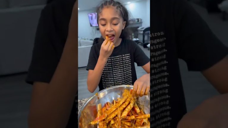 Seafood Boil My Fav #Shorts #trending #seafoodboil #seafood #crablegs #Mukbang