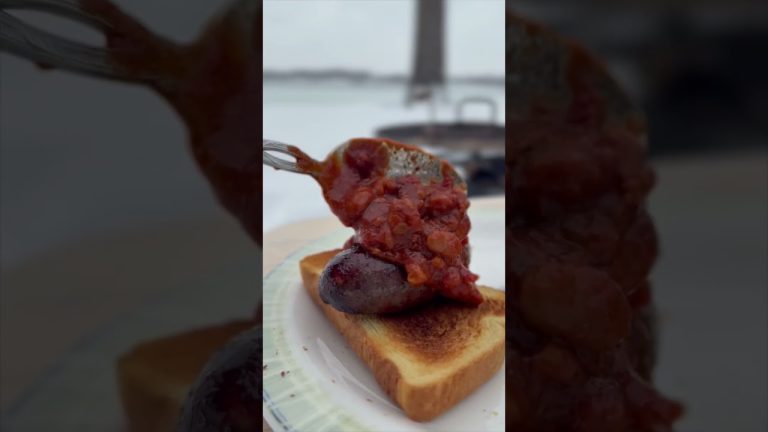 Chilli Dogs In A blizzard !