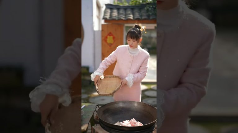 The Feast of Pork Belly #delicous #tiktok #asmrvideo #girl is cooking