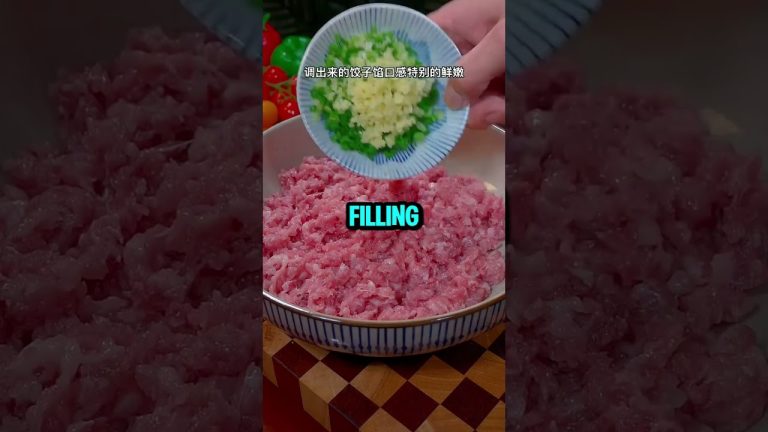 Secret to Juicy Dumplings: Cabbage & Pork Done Right! 🥟🍂