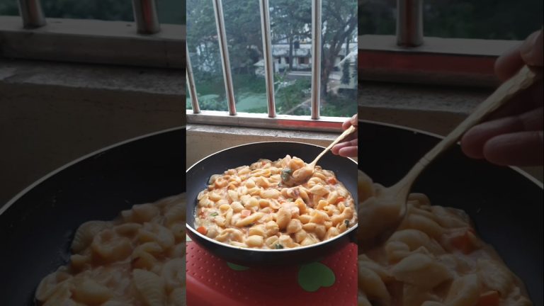 White sauce pasta #pasta #pastarecipe #pastalover #pastarecipes