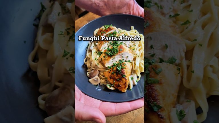 Funghi Pasta Alfredo #rezept #kochen #pasta #shorts