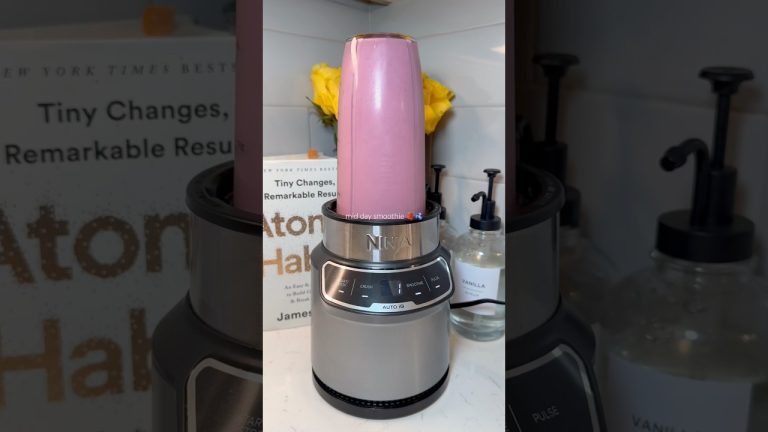 HEALTHY SMOOTHIE RECIPE 🫐🍓🍌 #smoothierecipes #smoothies #healthysmoothierecipes