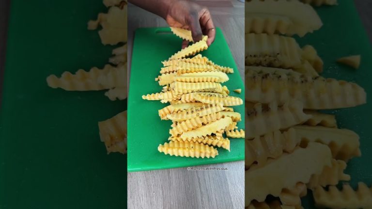 Grilled Fish, Plantain and Yam #shortsviral #nigeriancuisine #foodie #cooking #nigerianfoodblogger