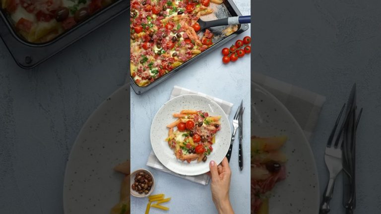 Salami-Ofen-Pasta 😋♥️ #EinfachTasty #Ofenpasta #PastaRezept #ÜberbackenePasta #Soulfood