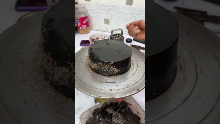 Chocolate cake 🎂 #cake #chocolate #oreocake #recipe #oreocakerecipe #food #shorts