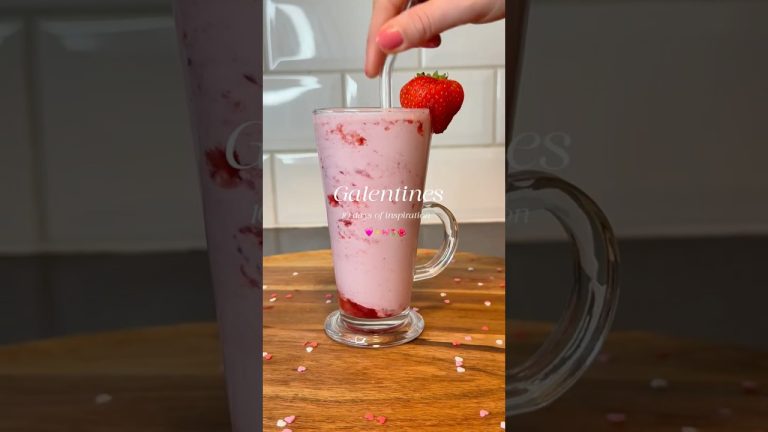 Strawberry milkshake! GALENTINES inspiration series 💌✨🩷🌷🌺 day 3!