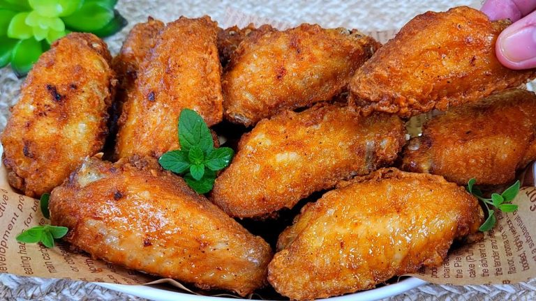 You will never fry chicken wings any other way! Ideal for festive dinner 😋🔥 | 2 RECIPES