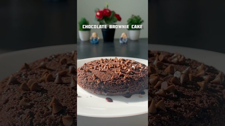 Trending recipe of chocolate brownie cake #shorts #recipe #dessert #brownie