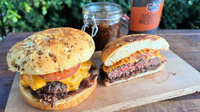 Cheeseburger mit Whiskey – Bacon Jam