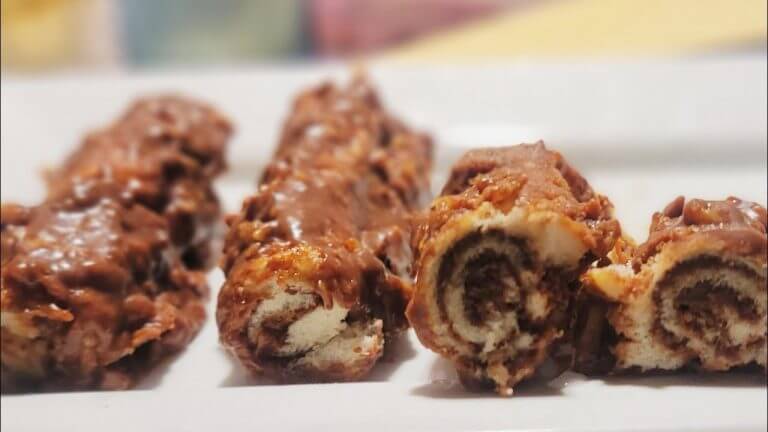 Delicious CHOCOLATE Bread Rolls | Nutella Chocolate Bread Roll Recipe