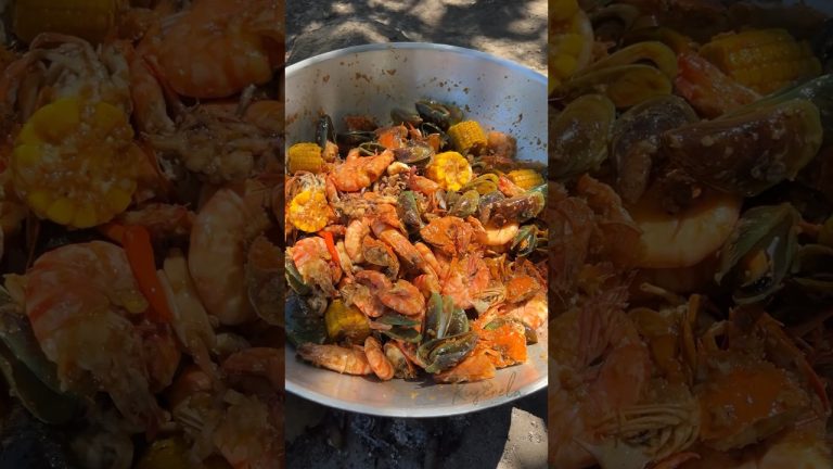 Mixed seafoods 🦐🦪🦀🌽🦑