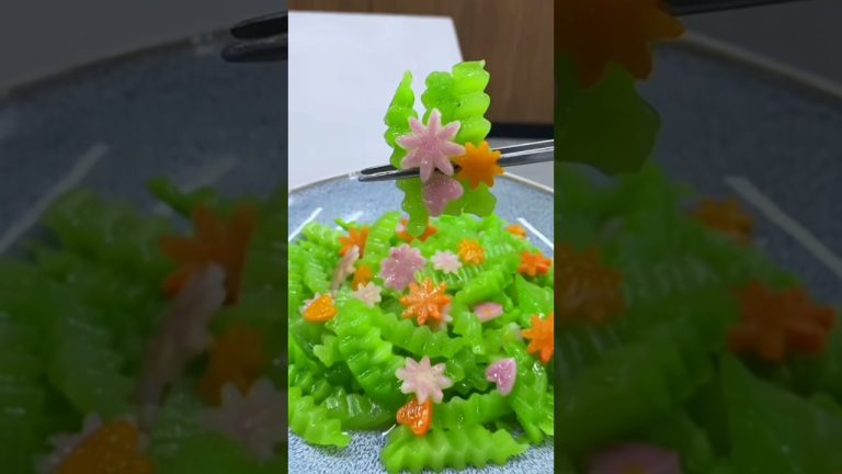 Food art #trending #ytshorts #carving #foodgarnish