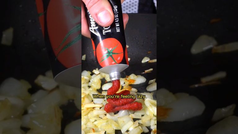 Easy creamy tomato pasta